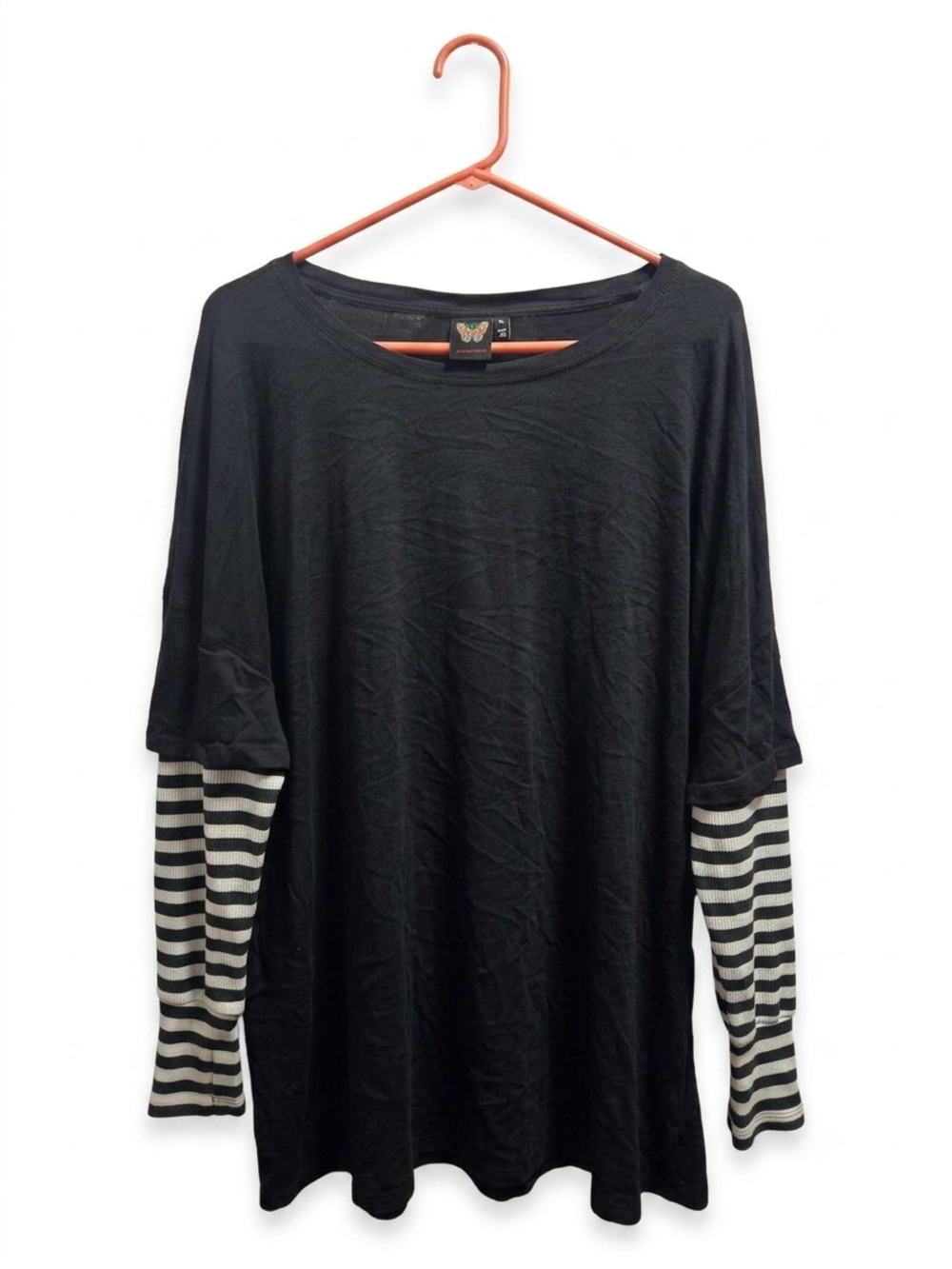 The Alex Oversized Tee w Thermal Striped Sleeves - Girrlscout - B/W Stripe